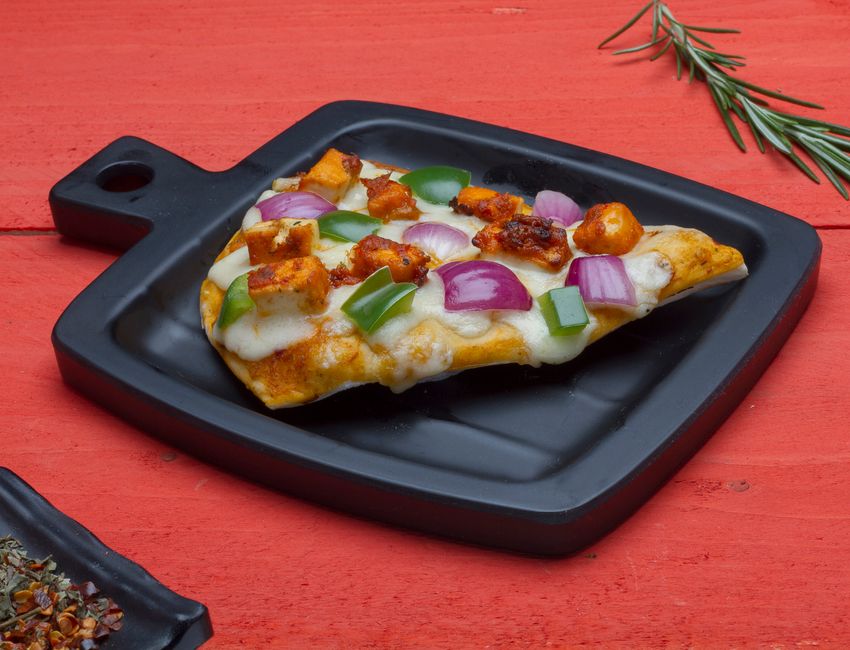 Pizza at KAAFII Cafe Niwai